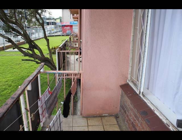 1 BEDROOM APARTMENT FOR SALE IN PAROW CENTRAL